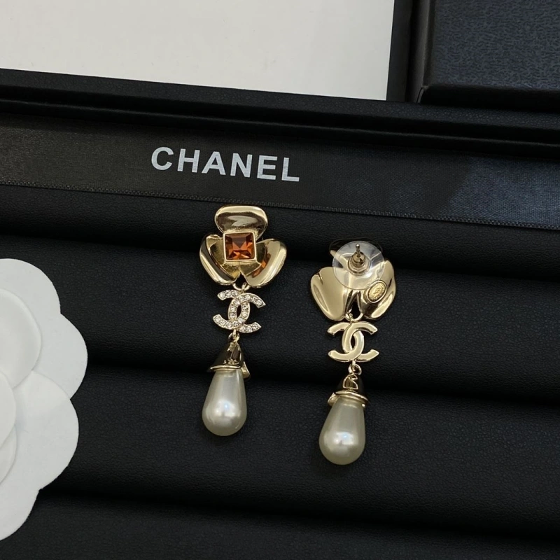 HighQuality Chxnxl Necklaces 289551