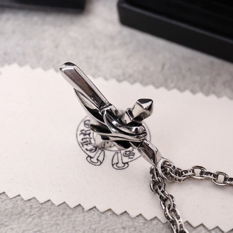 Durable Chrxmx Hxxrts Necklaces 298467