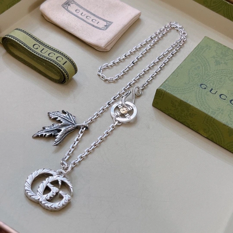 Stylish Gxccx Necklaces 303492