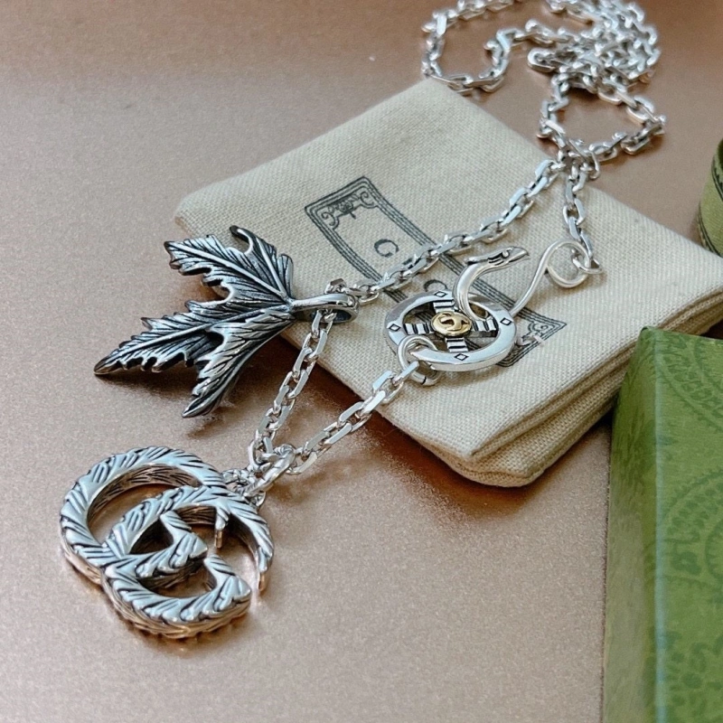 Stylish Gxccx Necklaces 303492