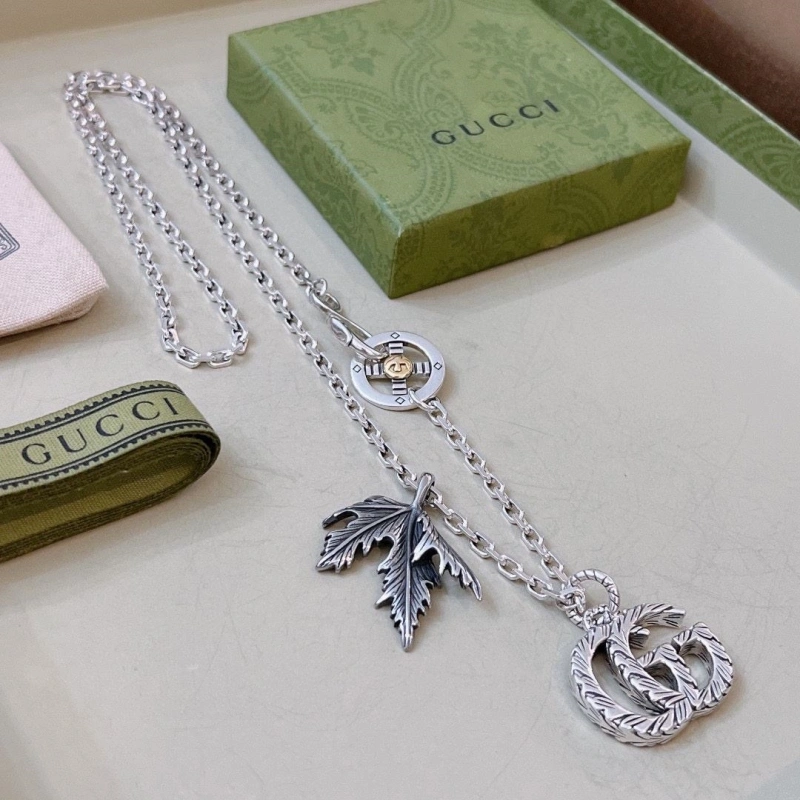 Stylish Gxccx Necklaces 303492