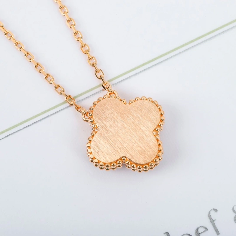 HighQuality Chxnxl Necklaces 289568