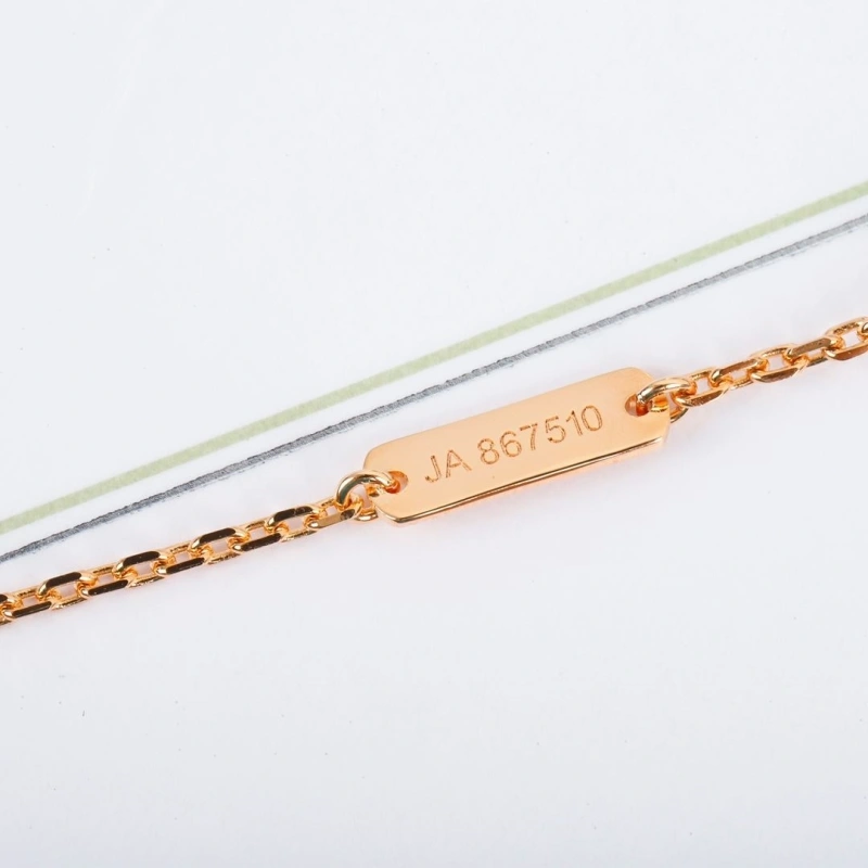 HighQuality Chxnxl Necklaces 289568