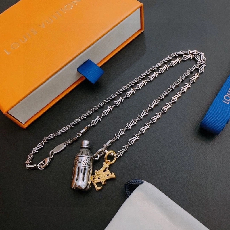 Popular LX Necklaces 309756