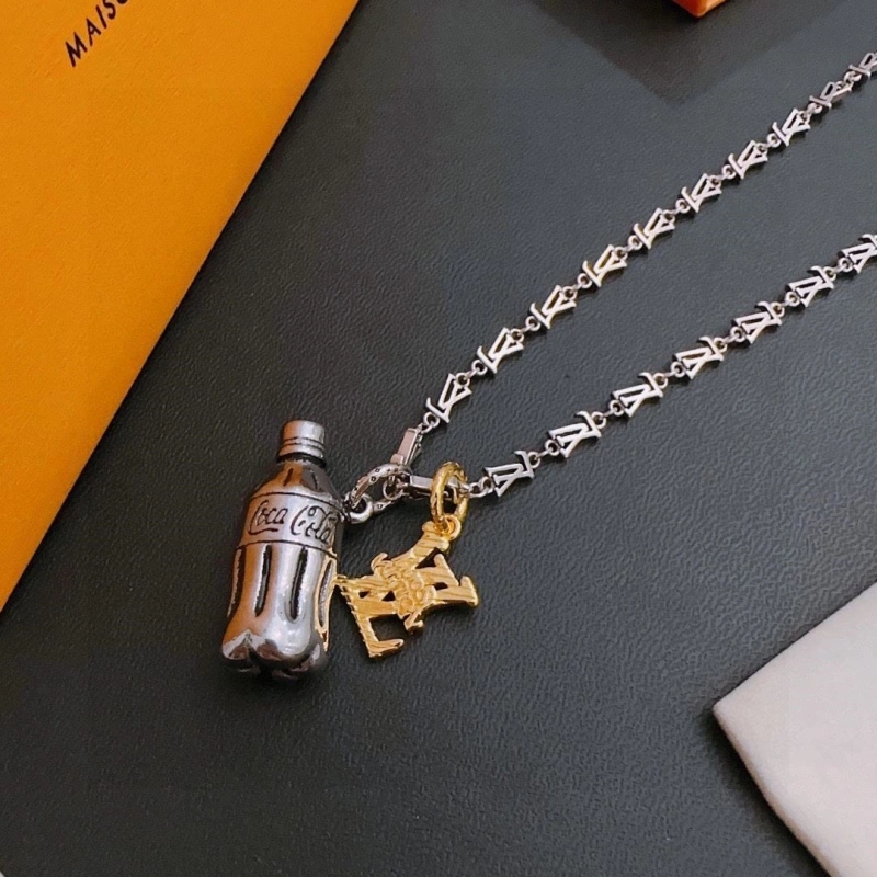Popular LX Necklaces 309756