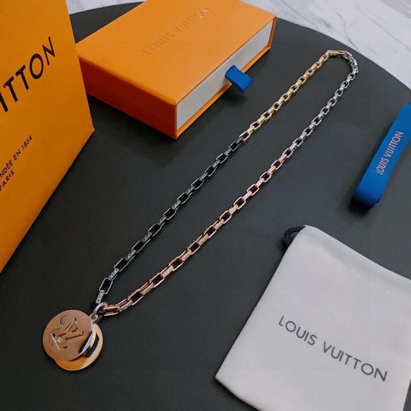 Refined LX Necklaces 309737