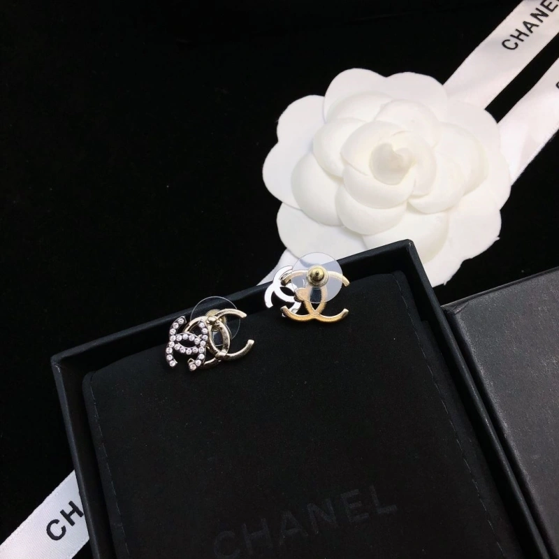 Comfortable Chxnxl Earrings 289901