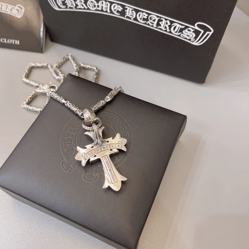 Chrxmx Hxxrts Necklaces Flexible 298466
