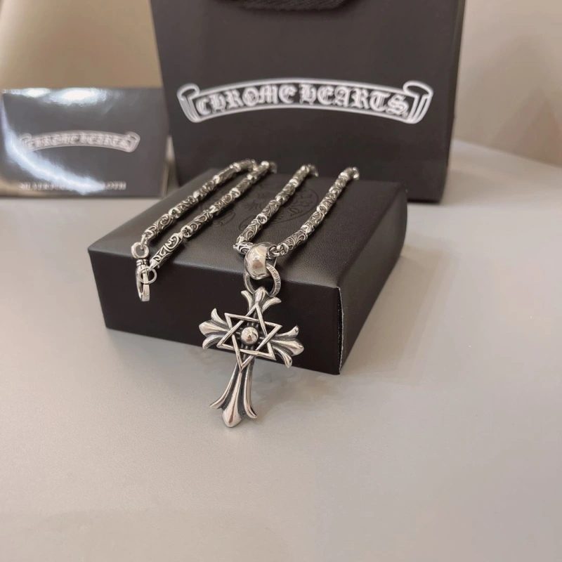 Chrxmx Hxxrts Necklaces Flexible 298466