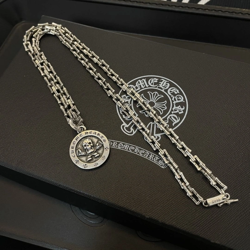 Resilient Chrxmx Hxxrts Necklaces 298464