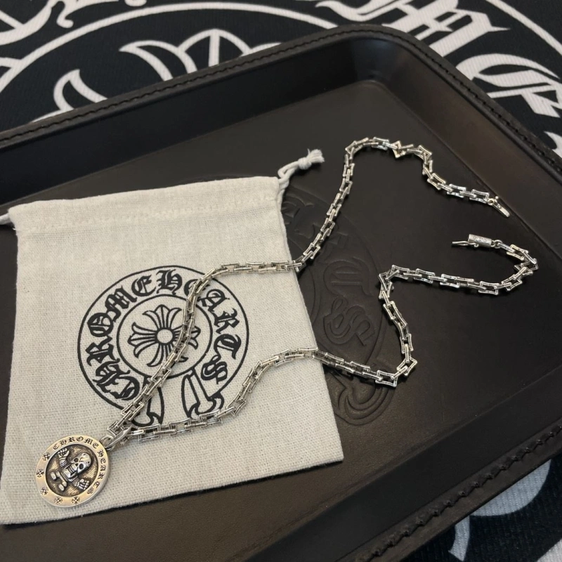 Resilient Chrxmx Hxxrts Necklaces 298464