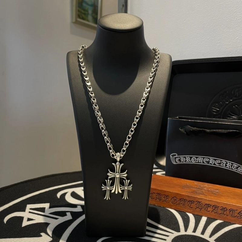 Trendsetting Chrxmx Hxxrts Necklaces 298457