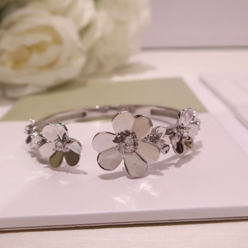 Vcx Bracelets Practical 315999