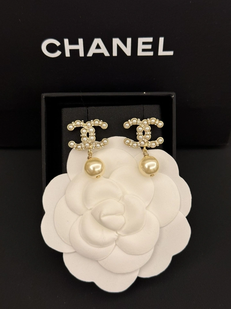 Comfortable Chxnxl Earrings 289894