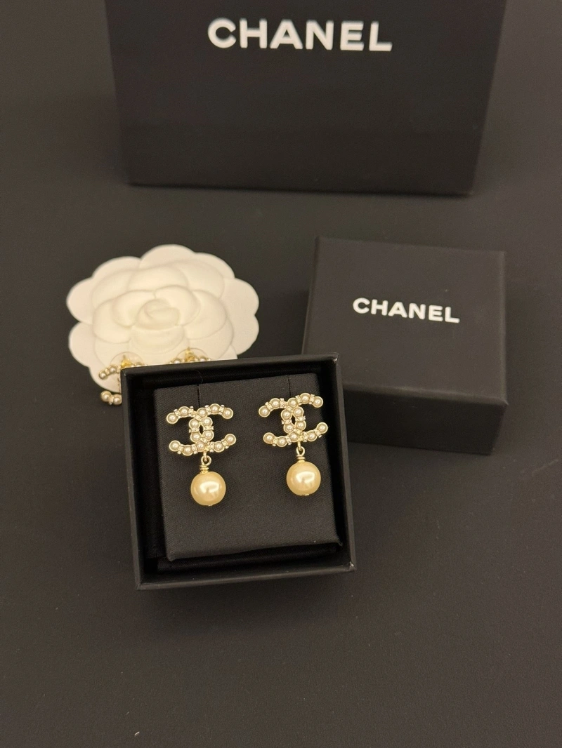 Comfortable Chxnxl Earrings 289894