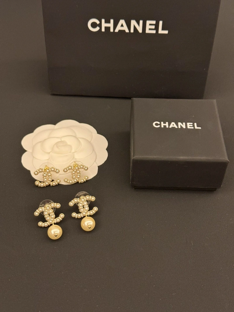 Comfortable Chxnxl Earrings 289894