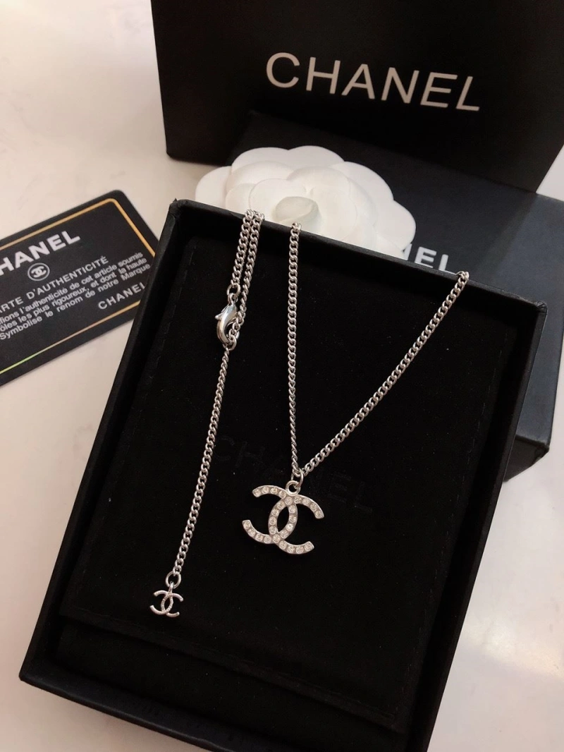 ModernLook Chxnxl Necklaces 289532
