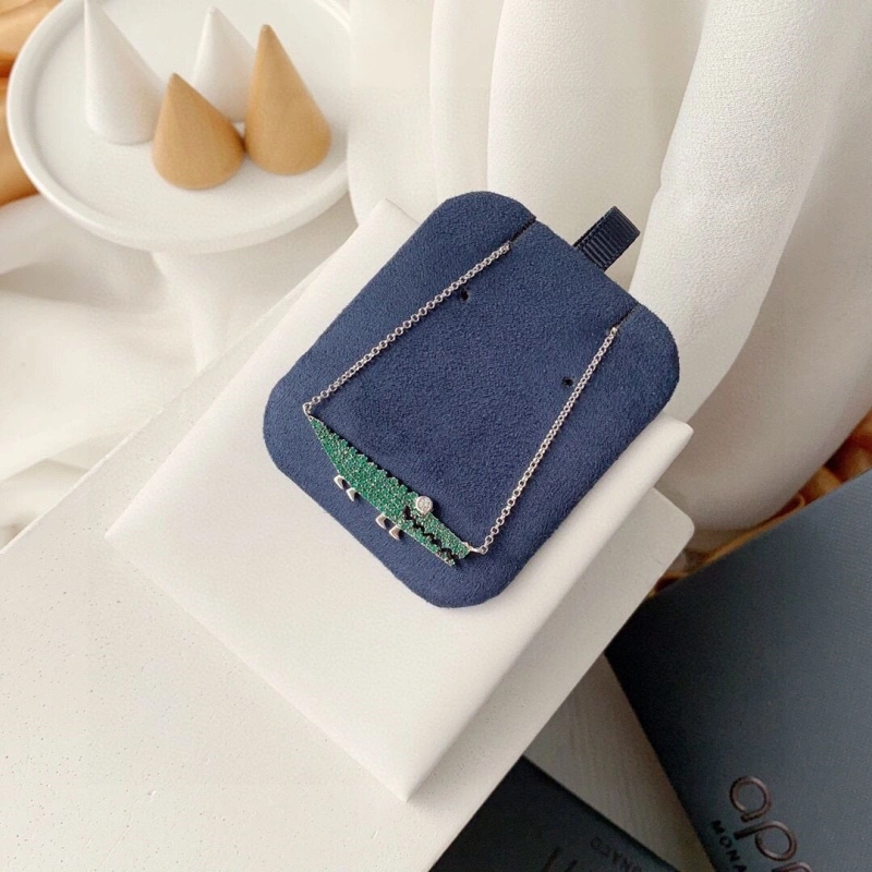Vibrant Axm Necklaces 281833