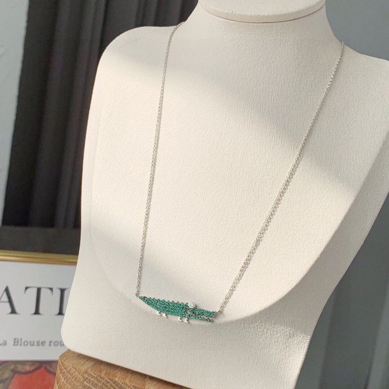 Vibrant Axm Necklaces 281833