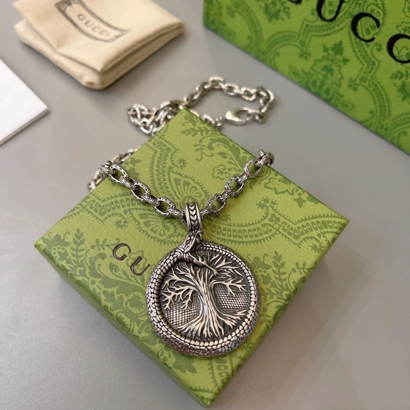 Chrxmx Hxxrts Necklaces Unique 298453