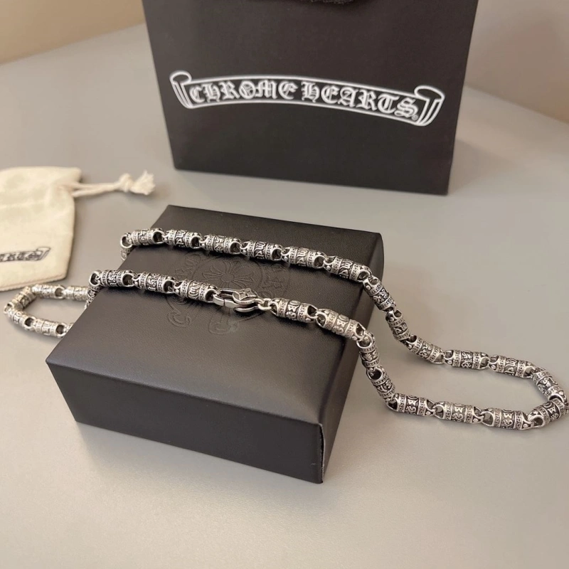 Resilient Chrxmx Hxxrts Necklaces 298452