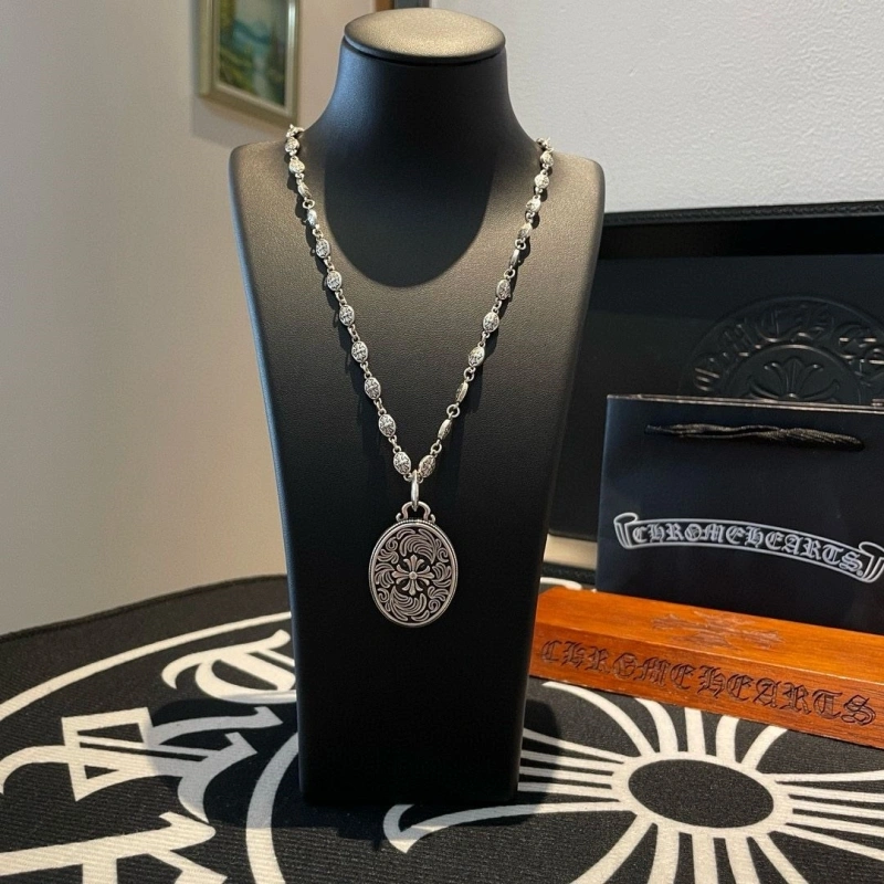 Cozy Chrxmx Hxxrts Necklaces 298446