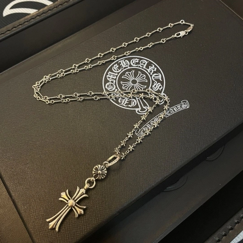 Lightweight Chrxmx Hxxrts Necklaces 298441