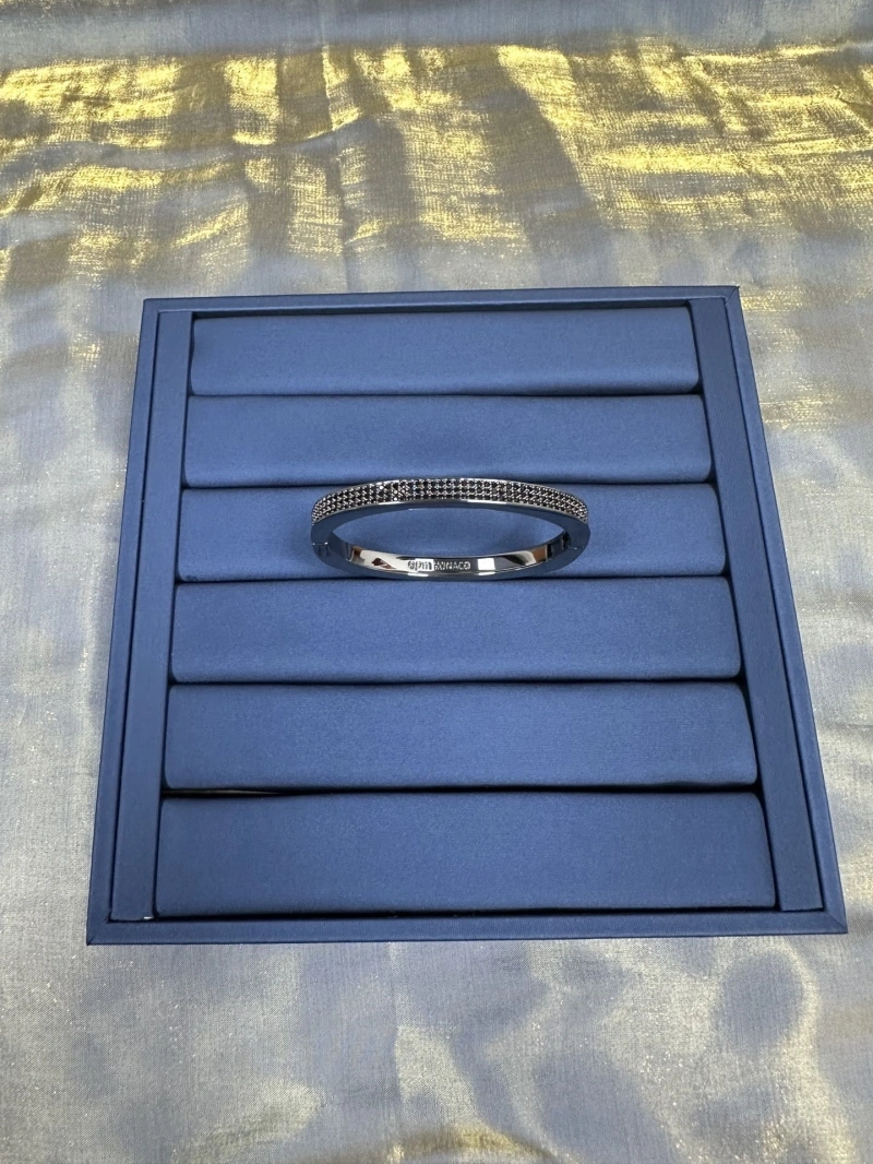 Affordable Axm Bracelets 281964