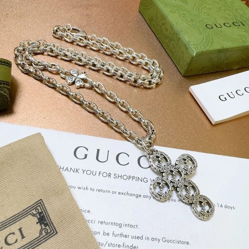 Cozy Gxccx Necklaces 303460