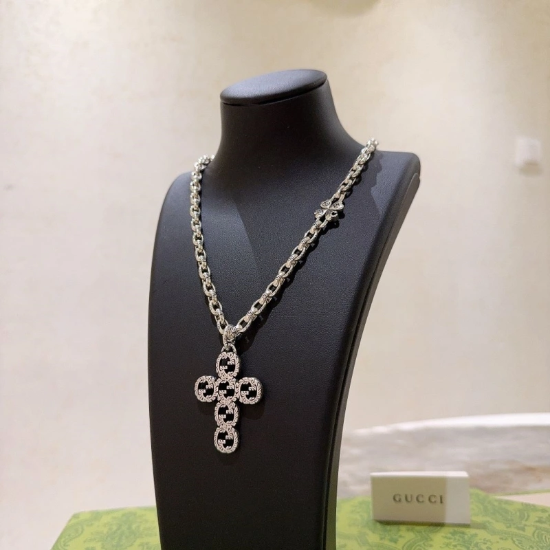 Cozy Gxccx Necklaces 303460