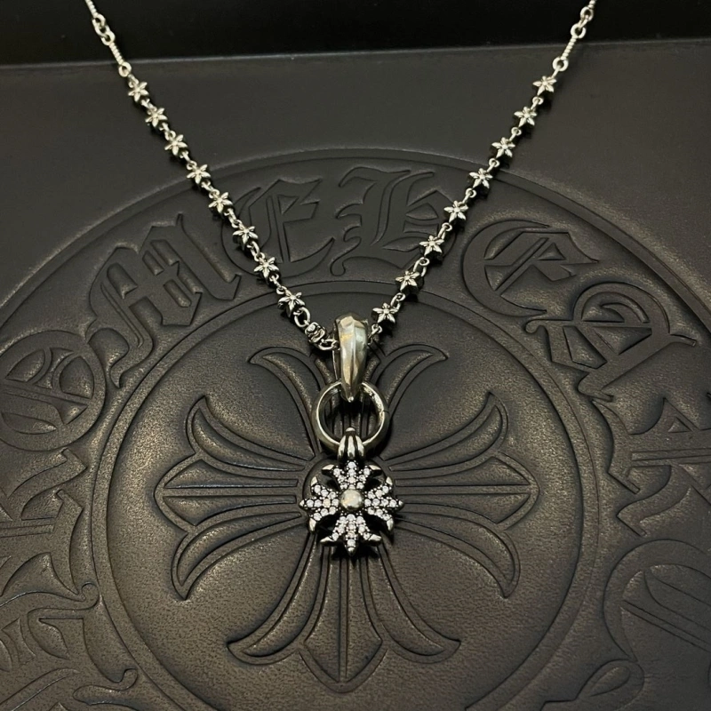 Minimalist Chrxmx Hxxrts Necklaces 298438