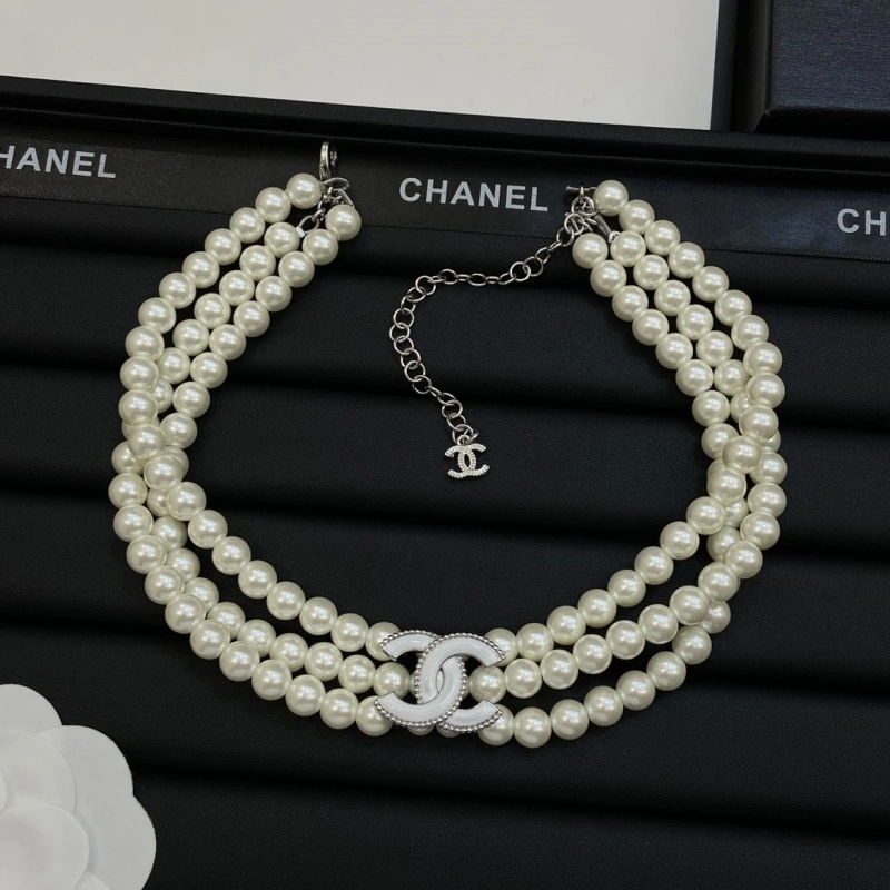 Classic Chxnxl Necklaces 289516
