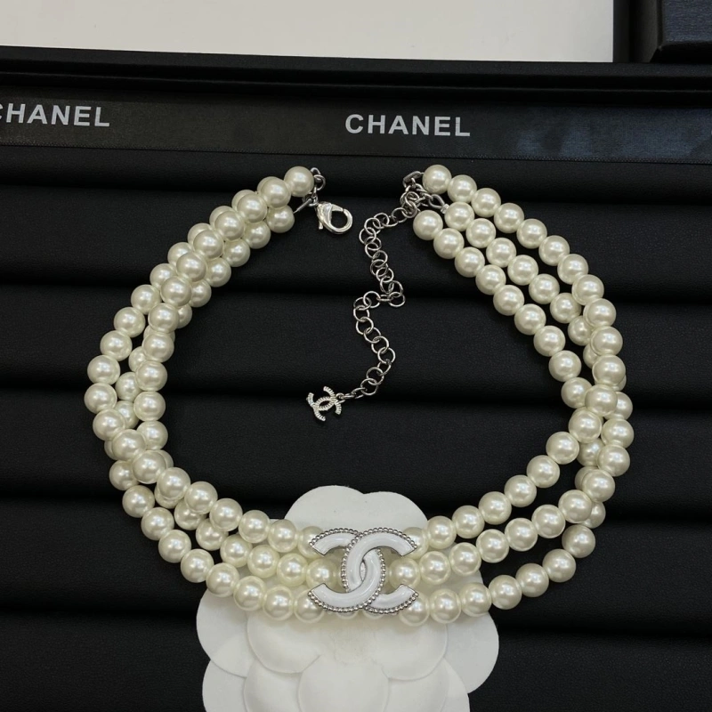 Classic Chxnxl Necklaces 289516