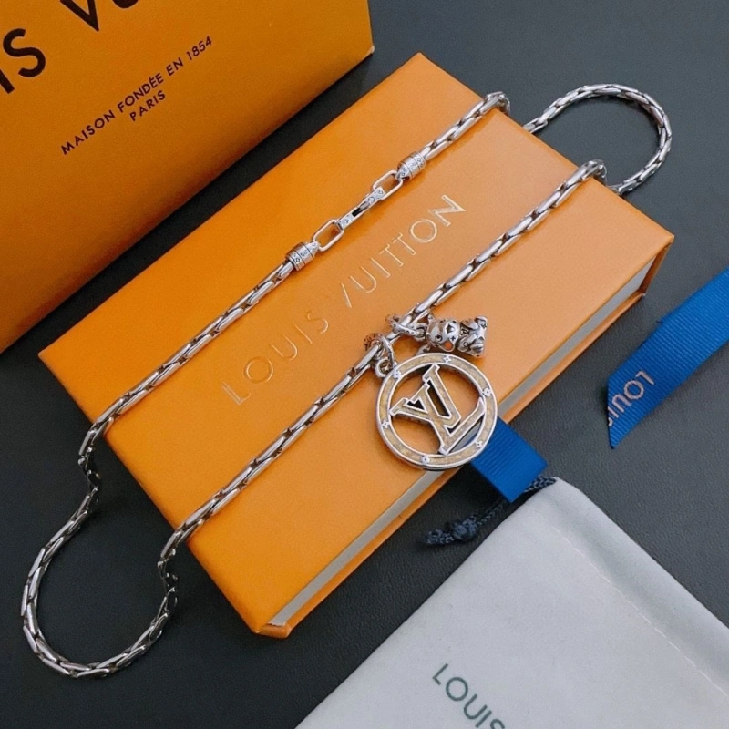 LX Necklaces Unique 309717