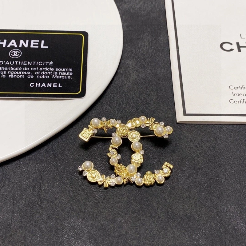 Chxnxl Brooches Vibrant 290511