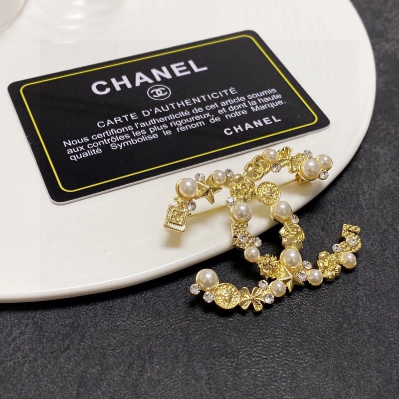 Chxnxl Brooches Vibrant 290511