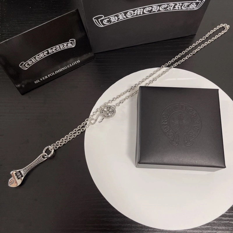 Chrxmx Hxxrts Necklaces Lightweight 298427