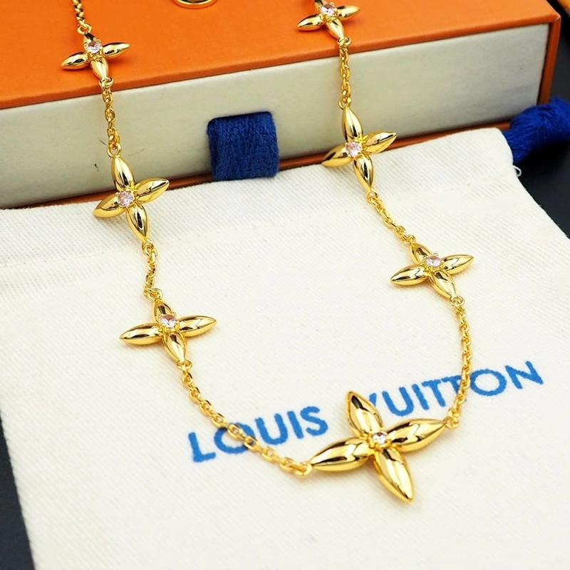 Popular LX Necklaces 309714