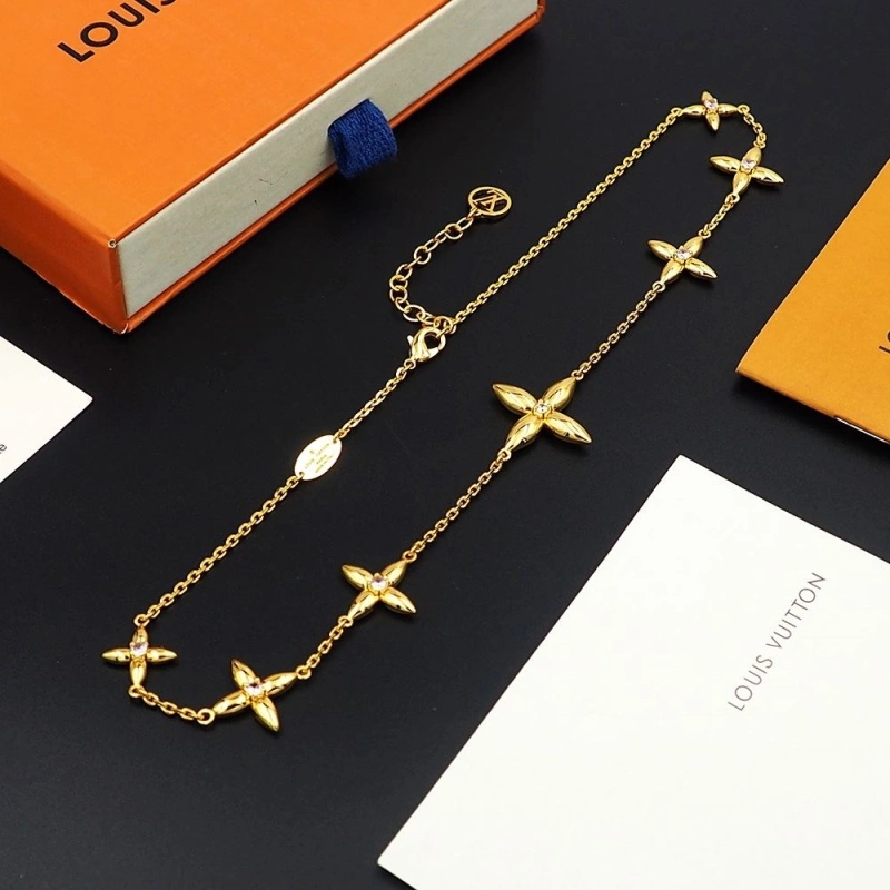 Popular LX Necklaces 309714