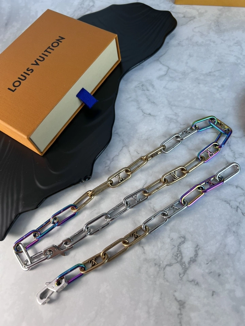 Trendsetting LX Necklaces 309709