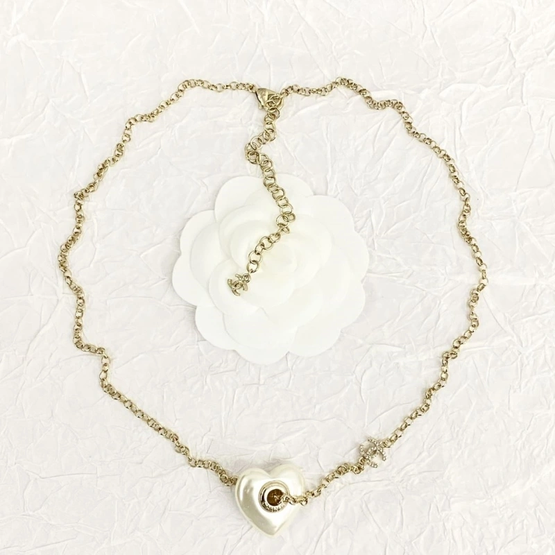 Resilient Chxnxl Necklaces 289514