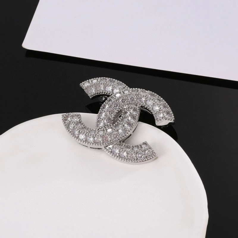 HighQuality Chxnxl Brooches 290500