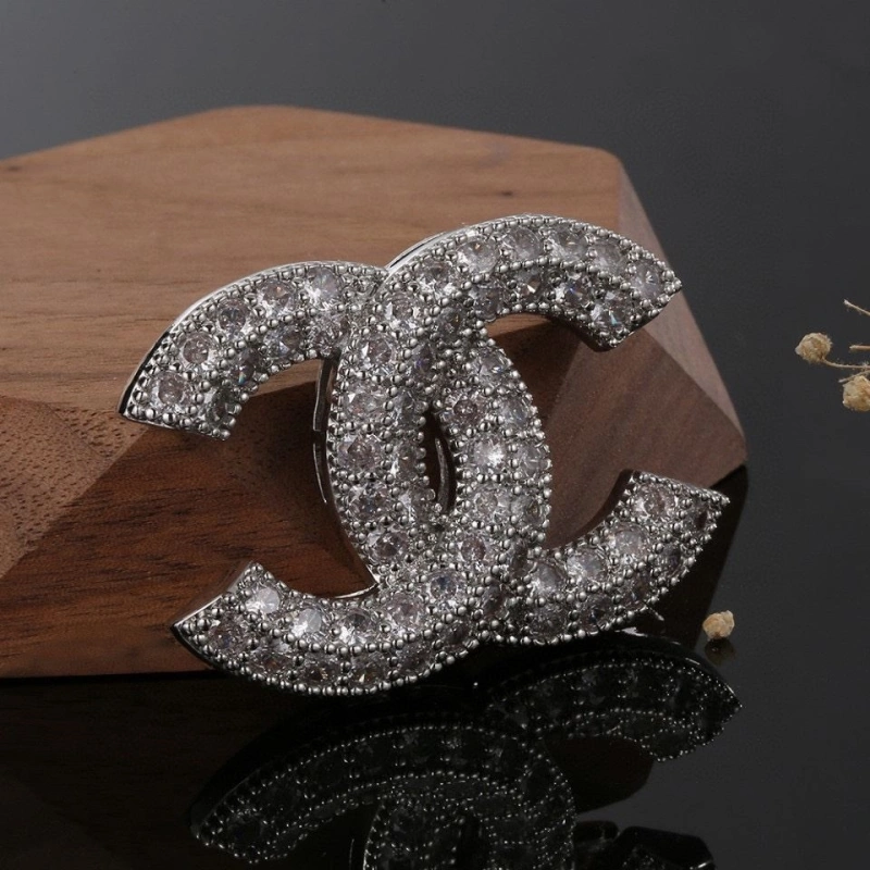 HighQuality Chxnxl Brooches 290500