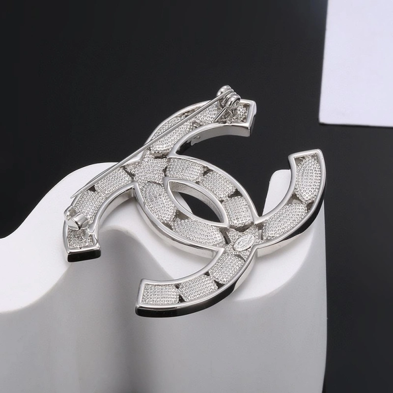 Bright Chxnxl Brooches 290498