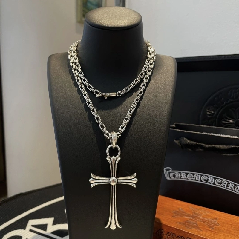 Chrxmx Hxxrts Necklaces HighQuality 298411