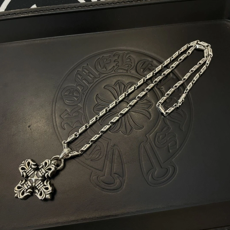 SportInspired Chrxmx Hxxrts Necklaces 298409