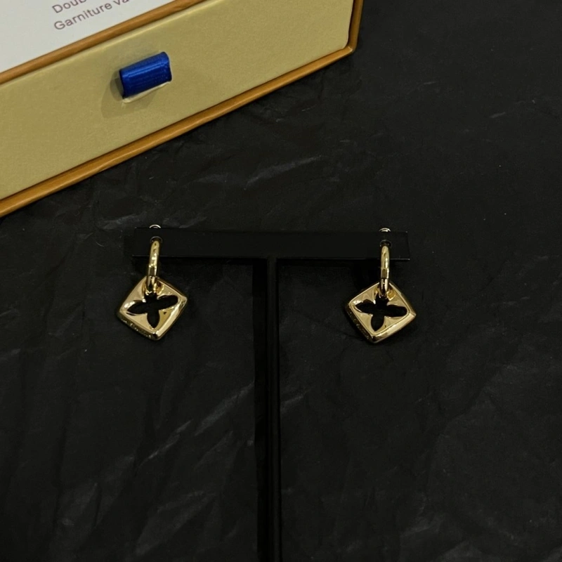 LX Earrings WellDesigned 310192