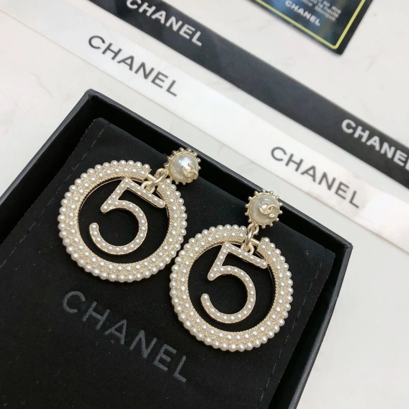 Stylish Chxnxl Earrings 289861