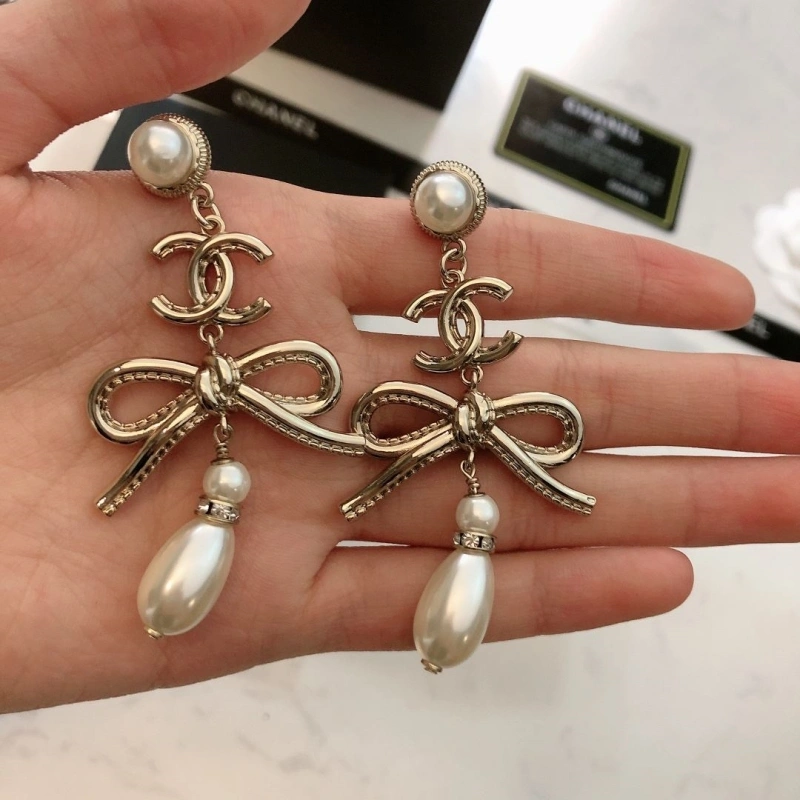 Minimalist Chxnxl Earrings 289853