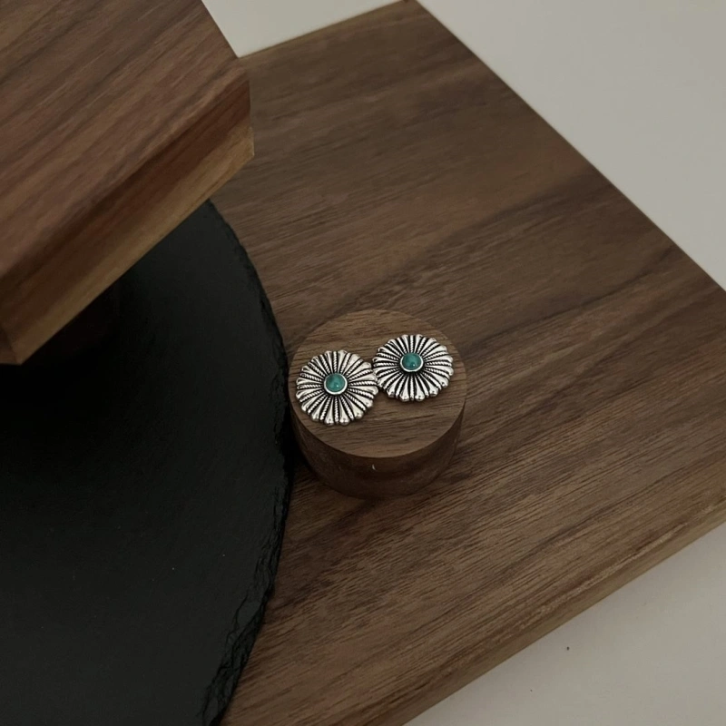 Lightweight Gxccx Earrings 304077